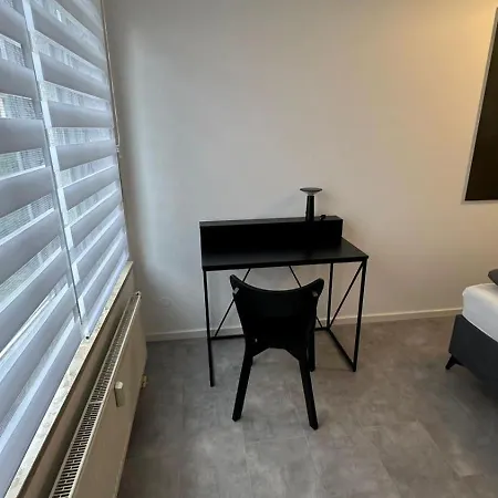 Sehr Schoene 2-zimmer Mit Garten W184 Διαμέρισμα Schönefeld